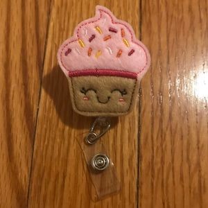 Felt Cupcake Badge Reel
